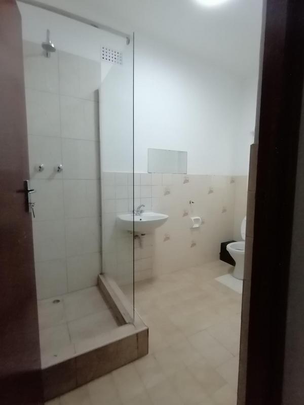 To Let 1 Bedroom Property for Rent in Maitland Western Cape